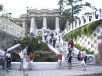 Park Guell.jpg (79031 byte)