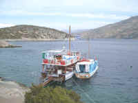 boat samiopoula web 30.jpg (75709 byte)
